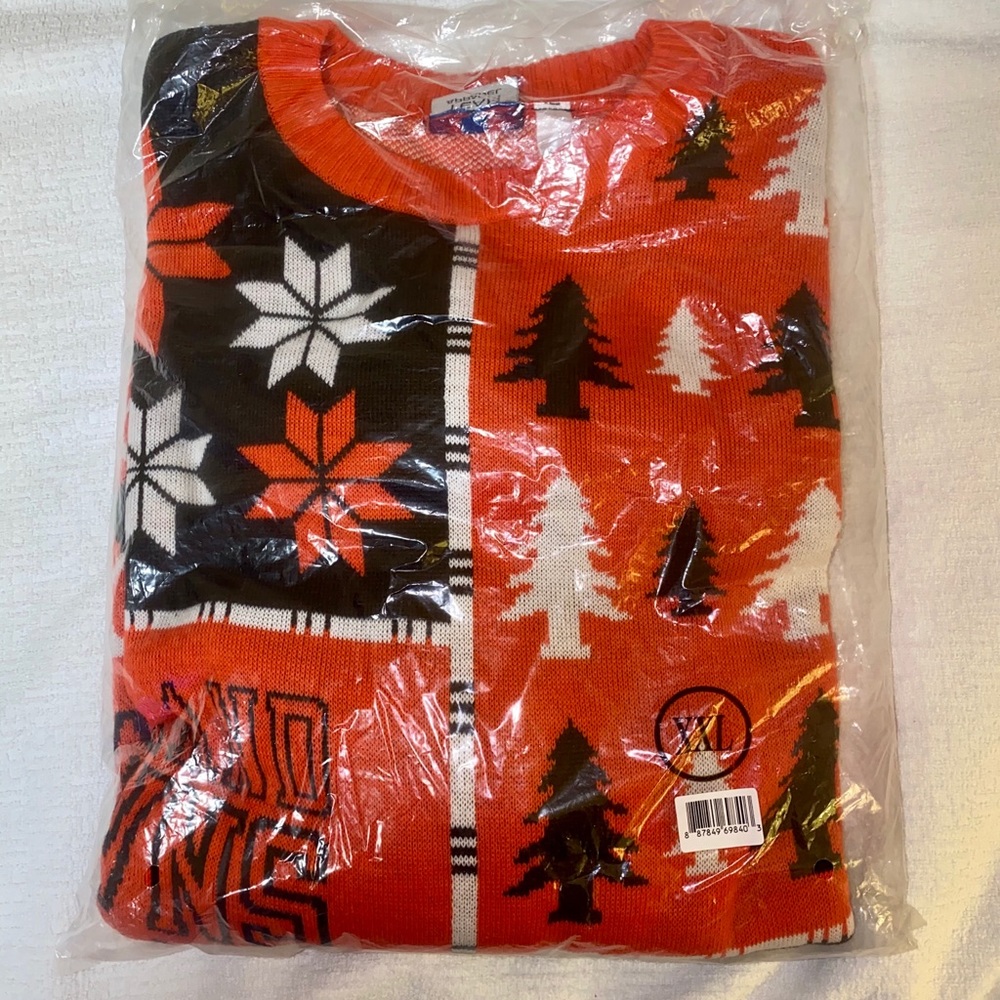 Cleveland Browns sweater BNWT size XXL